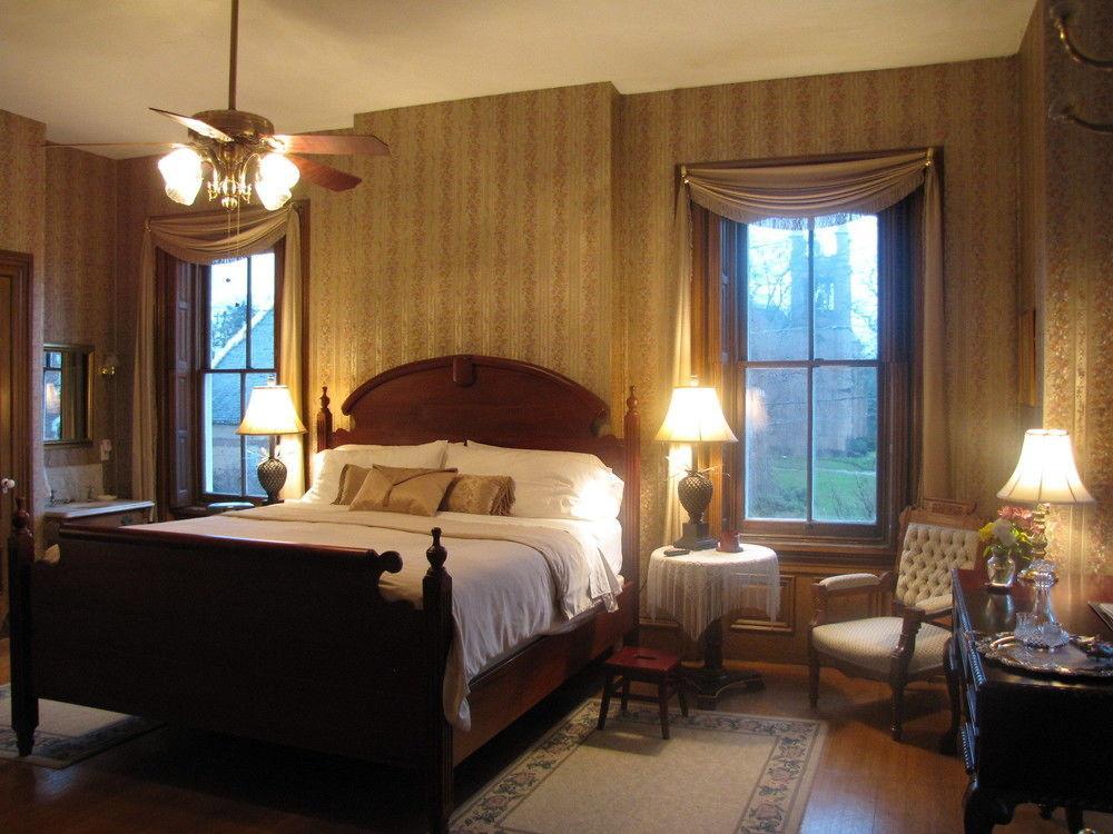 Lovelace Manor Bed And Breakfast Lancaster Dış mekan fotoğraf
