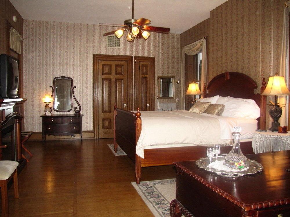 Lovelace Manor Bed And Breakfast Lancaster Dış mekan fotoğraf
