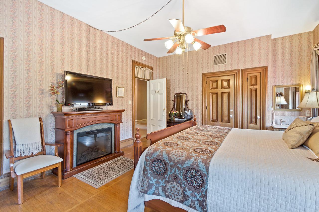Lovelace Manor Bed And Breakfast Lancaster Dış mekan fotoğraf