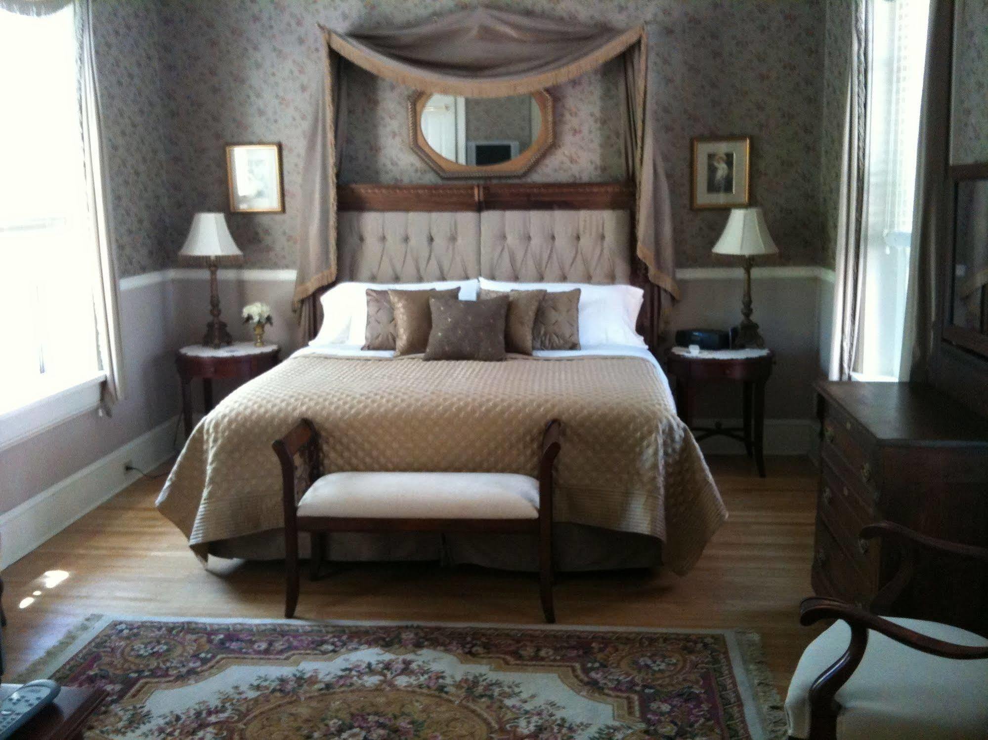 Lovelace Manor Bed And Breakfast Lancaster Dış mekan fotoğraf